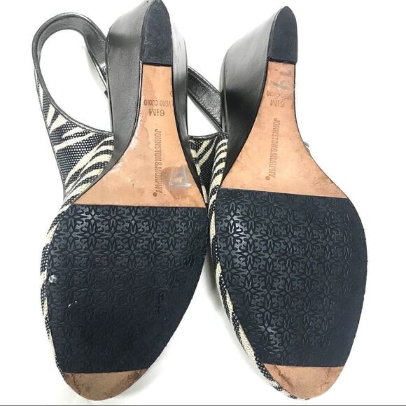 Johnston & Murphy zebra print wedge heel. Size 6.5 - Picture 4 of 7